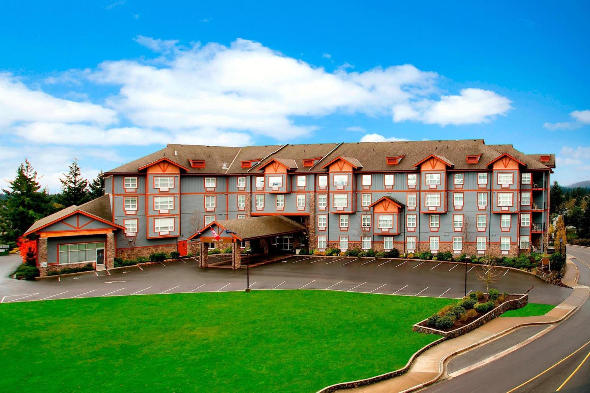 Four Points By Sheraton Victoria Gateway Hotel 4*