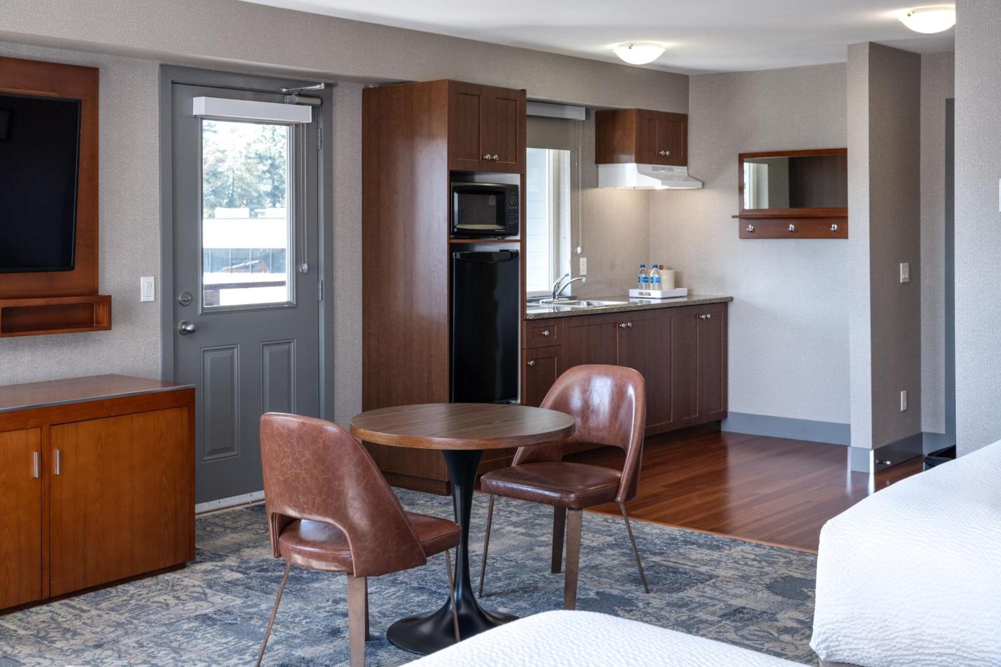 Hotel Four Points By Sheraton Victoria Gateway