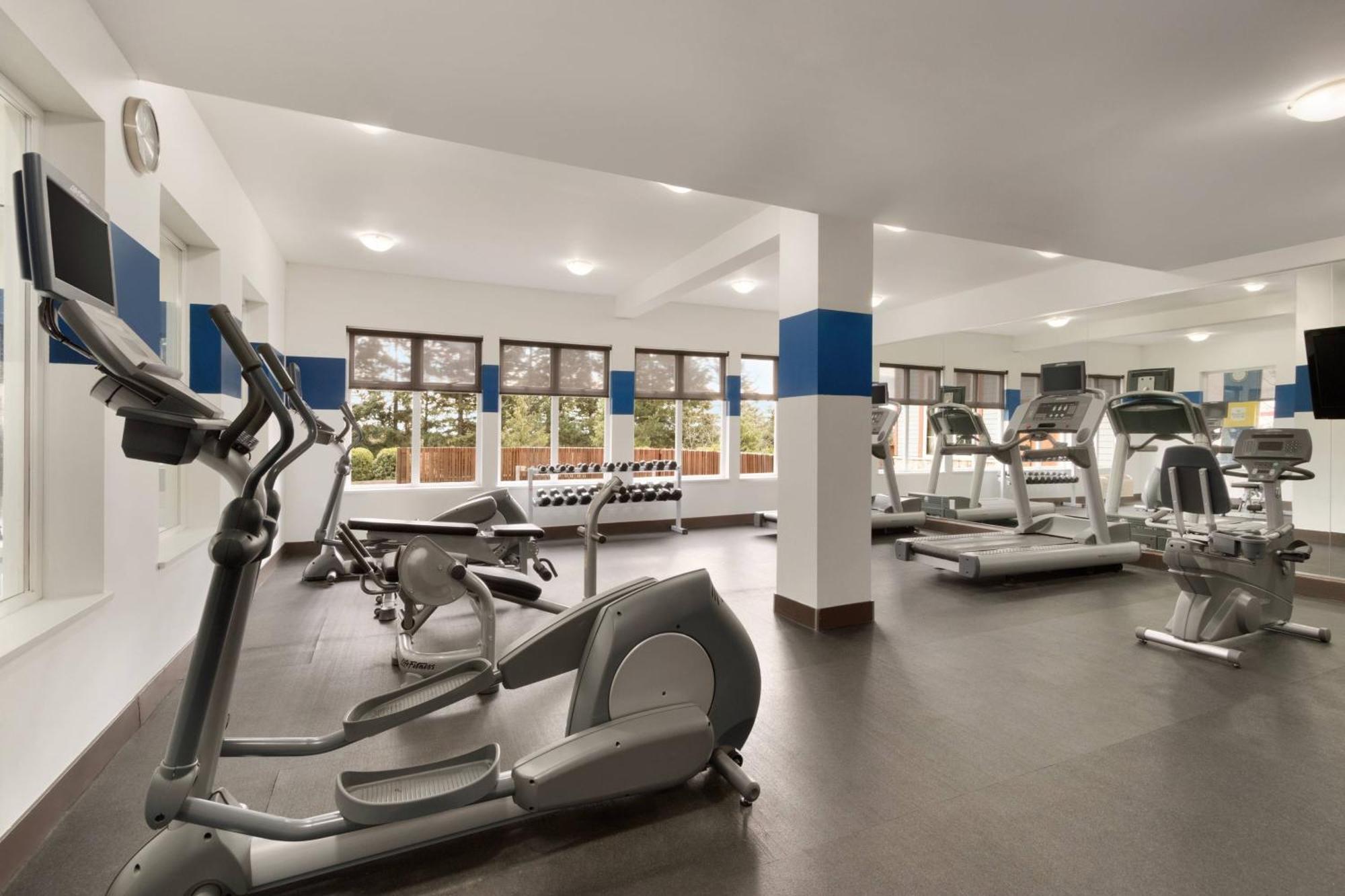 Four Points By Sheraton Victoria Gateway Hotel
