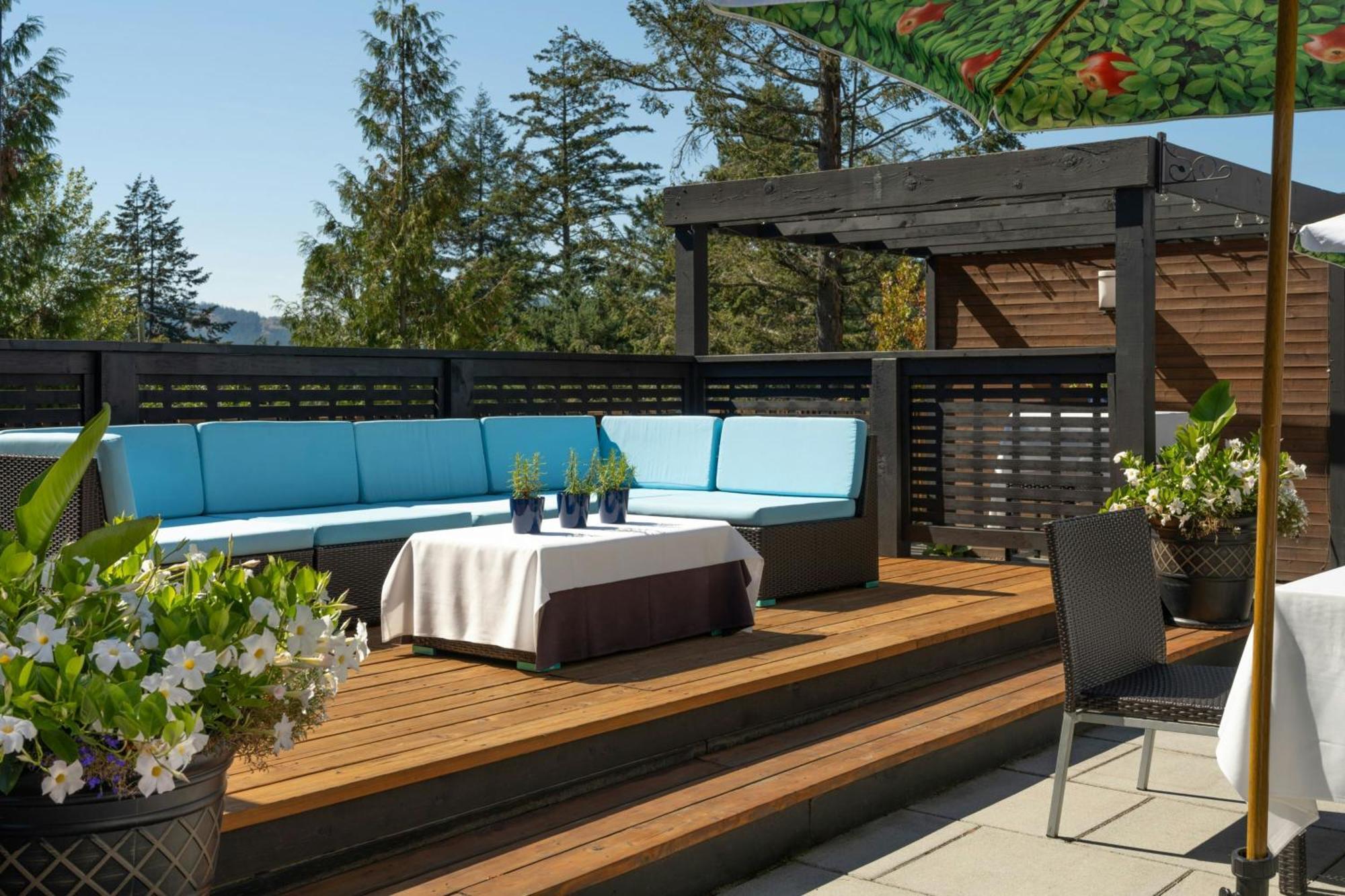 Four Points By Sheraton Victoria Gateway Hotel 4*